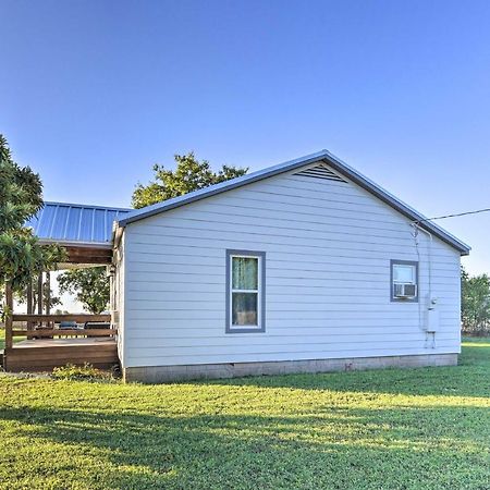 House On Cattle Farm Central To Temple And Waco Lorena Eksteriør billede